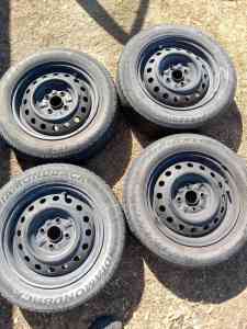 Pending pick up - Rims 14 x 5½J (stud pattern 4x100) with old tyres