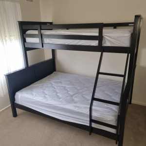 Bunk bed with new mattresses 