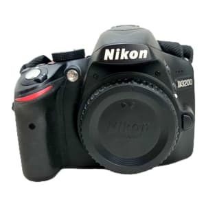 nikon d3200 price used