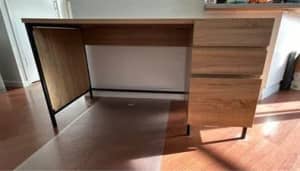 Otto Stockholm 3 drawer desk