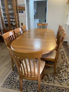 Extendable eight seater dining Table