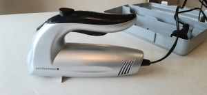 SMITH & NOBELL ELECTRIC KNIFE IN CASE (NO BLADES).