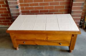 Large Pine Coffee Table with lots of Storage 