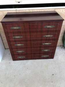 Chest of drawers mahogany coloured