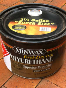 Minwax Polyurethane Clear Satin Finish - new un-opened 9.5L