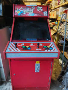 Vintage Arcade Machine 2 Player (Not Working Selling AsIs 