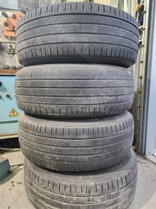 Michelin 275/65 R17, Toyota Hilux wheels and tires
