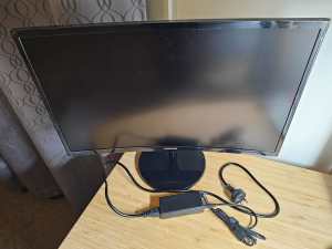 Samsung 24 Monitor, Mouse&Keyboard, Laptop Cooler