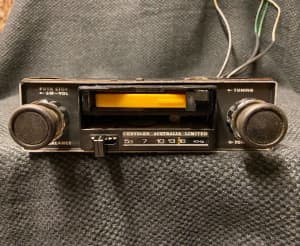 CHRYSLER VALIANT Factory Radio / Stereo / Cassette Player
