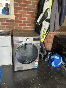 14kg LG smart washer