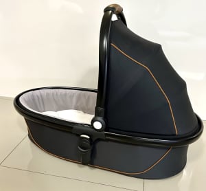 EGG Stroller with carrycot