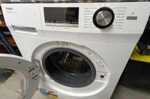 10KG front loader Haier washing machine 