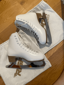 Figure Skating boots with blades - Risport Etoile