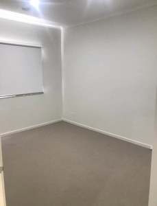 2 room available for rent in Williams Landing