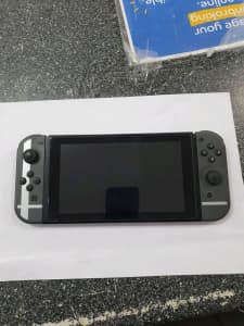 Nintendo Game Console 8GB Switch, including Case, Power, Dock