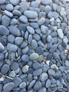 7 tonnes Black Sumatra Pebbles Gladesville $6,300 ($0.90/kilo)