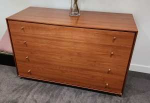 BEDROOM CHEST OF DRAWERS HIGH GLOSS FINISH