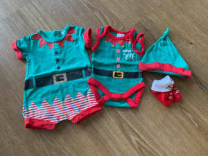 Bundle of Unisex Christmas Clothes - Size 0000 (Newborn)