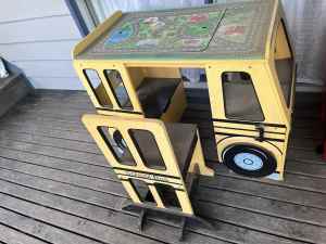 Free bus/table