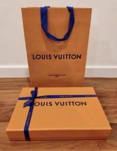 (Authentic) LOUIS VUITTON Shopping Bag & Box (30x21x5.5)