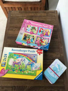 Girl puzzle and unicorn snap cards
