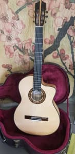 Katoh MCG140SEQ all solid spruce/maple nylon string guitar