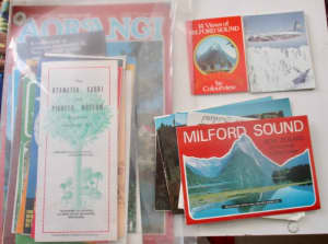 NEW ZEALAND travel bundle from 1980s. 18postcards, brochures maps $20