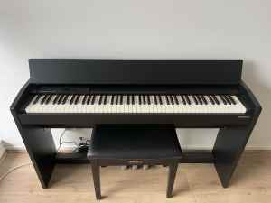 Roland electronic piano