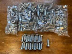 M16 x 40 zinc plated bolts with grade 8.8 nuts x 121 - New