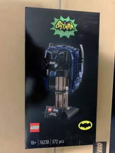 LEGO 76238 Classic TV Series Batman Cowl - Brand New Retired Set