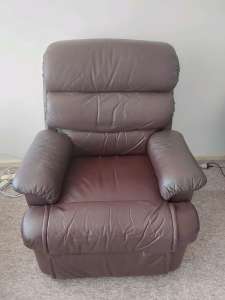 Brown recliner lounge