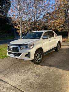 Toyota Hilux SR5 2019