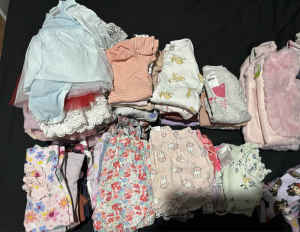 Baby clothes Size 00