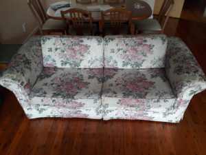 Lounge 2/3 Seat Eaststyle Floral