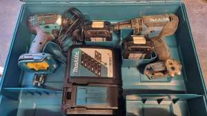 Makita impact and drill set with batteries 