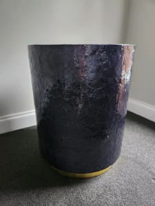 Side table navy brass 