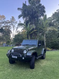 2016 Jeep Wrangler 75th Anniversary (4x4) 5 Sp Automatic 2d So...