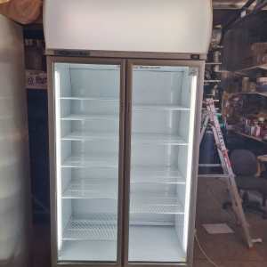 Skope commercial display fridge 