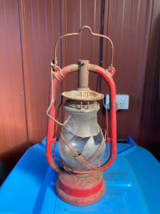 Vintage Feuerhand Hurricane lamp. Made in Germany. (Broken glass)