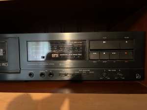 Luxman stereo cassette deck K-111