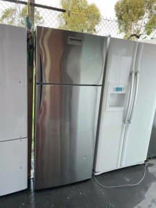 ! 390 liter stainless steel Westinghouse fridge