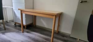 Kitchen / office table (extendable) - in good condition