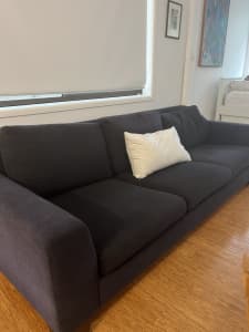 Jardan dark blue three and a half seater couch