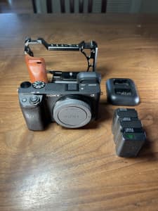 Sony A6400 with Smallrig Cage