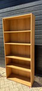 Timber veneer bookcase with 5 shelves