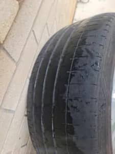 VW Touareg tyre and rim (1 available) $60. 275 / 45 R20