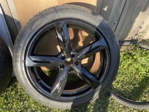 Tyres fit Audi vw size 21 inch brand new with mags