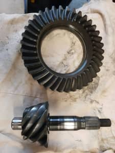 Ford diff gears