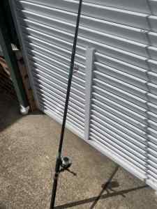 Shimano Fishing rod and reel combo 5-8kg excellent condition