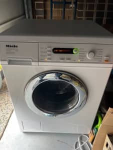 Miele W3725 Honeycomb 6.5kg Front Loader Washing Machine- Germany